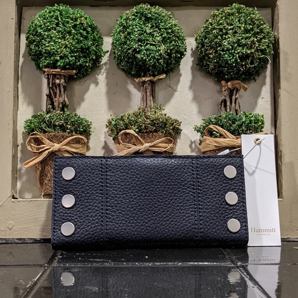 💙SOLD💙NWT Hammitt North French Navy wallet - Picture 2 of 5